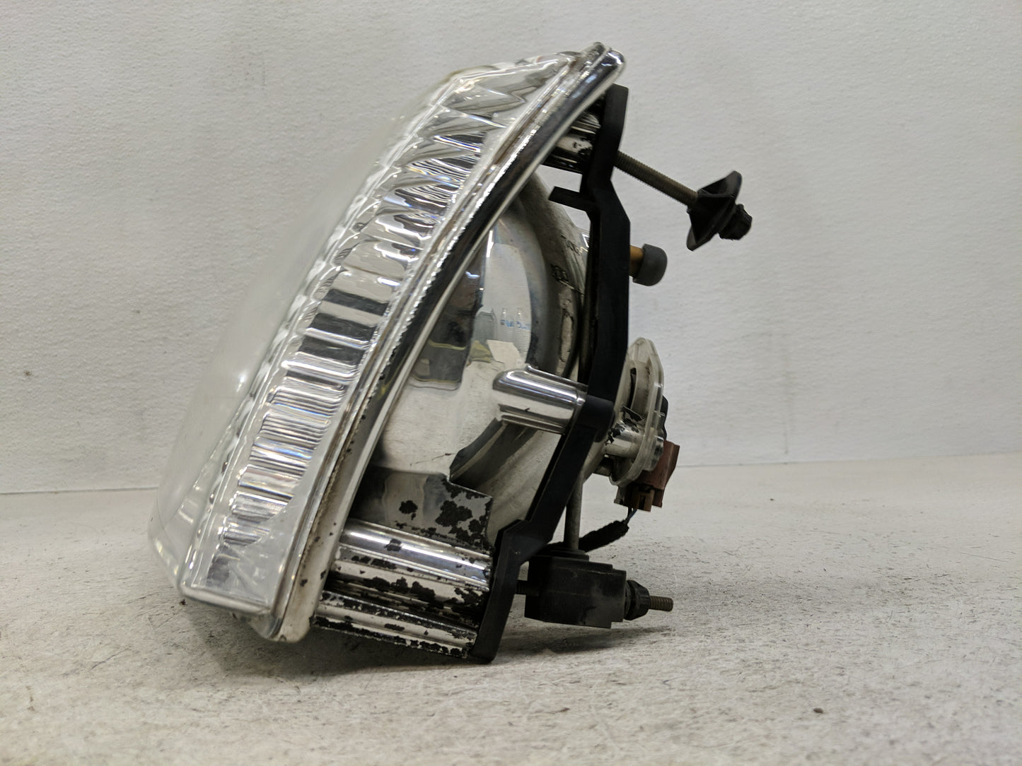 2002-2005 Ford Explorer Driver Left Oem Head Light Headlight Lamp - Oemusedautoparts1.com