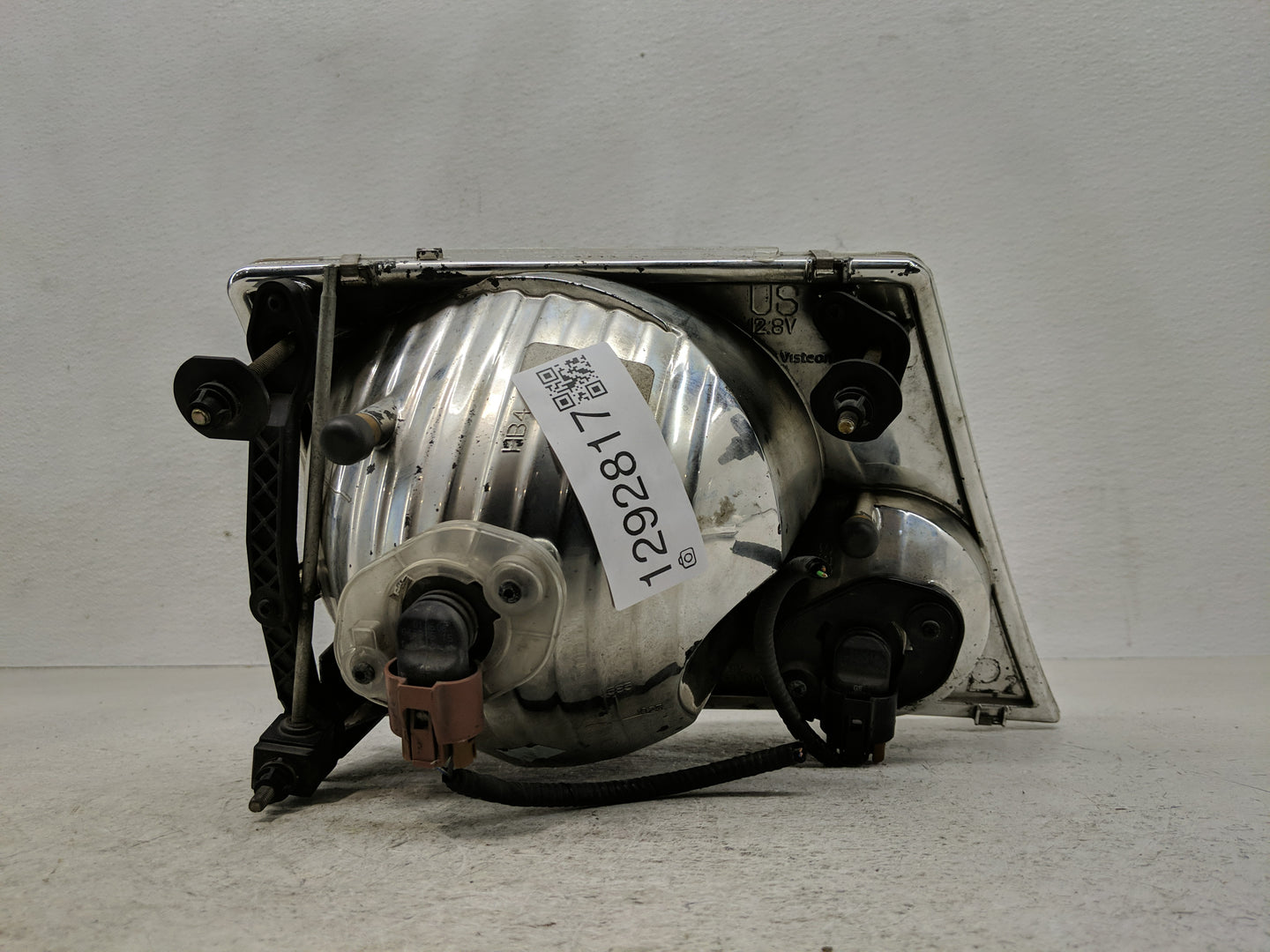 2002-2005 Ford Explorer Driver Left Oem Head Light Headlight Lamp - Oemusedautoparts1.com