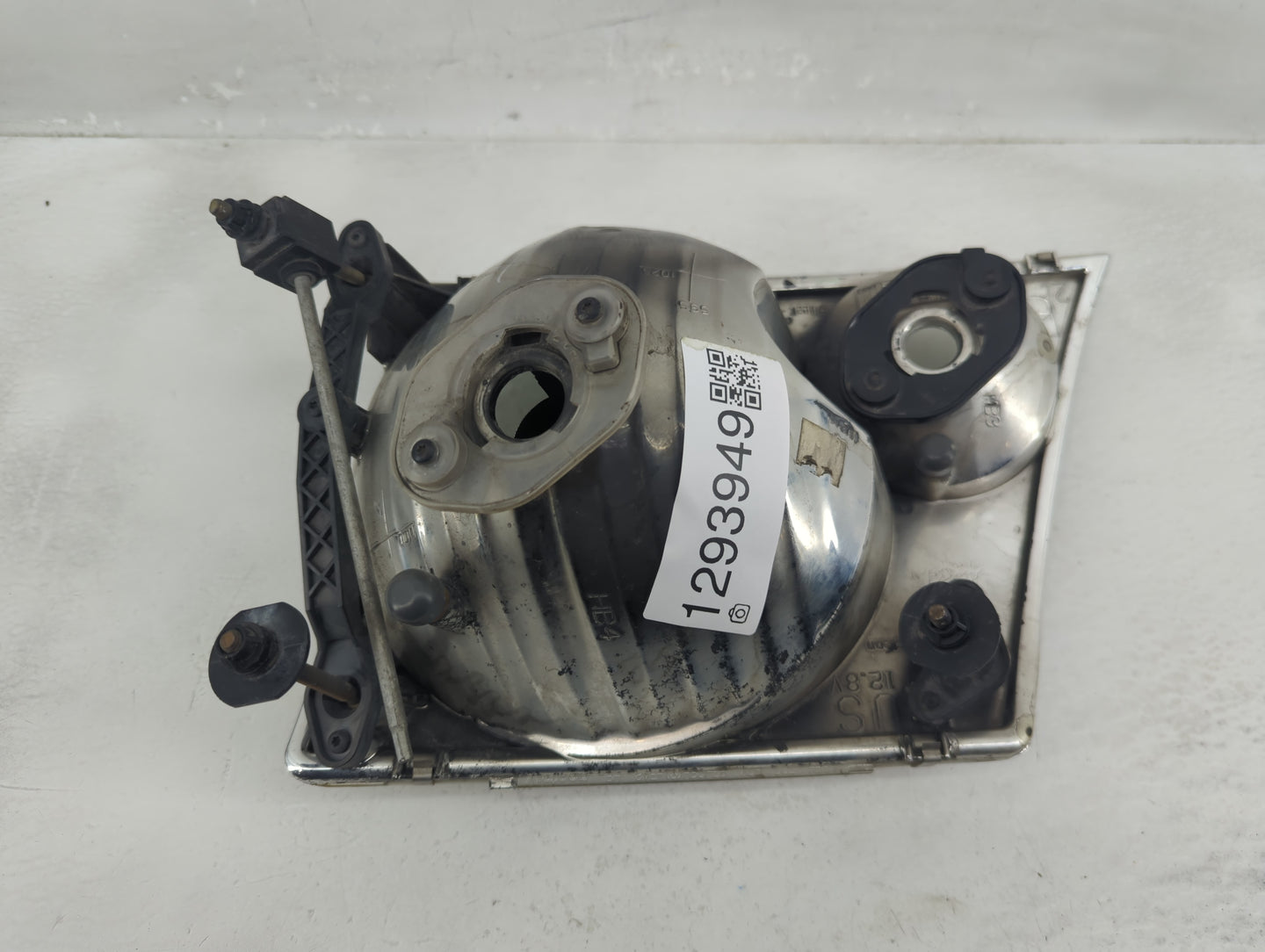 2002-2005 Ford Explorer Passenger Right Oem Head Light Headlight Lamp - Oemusedautoparts1.com