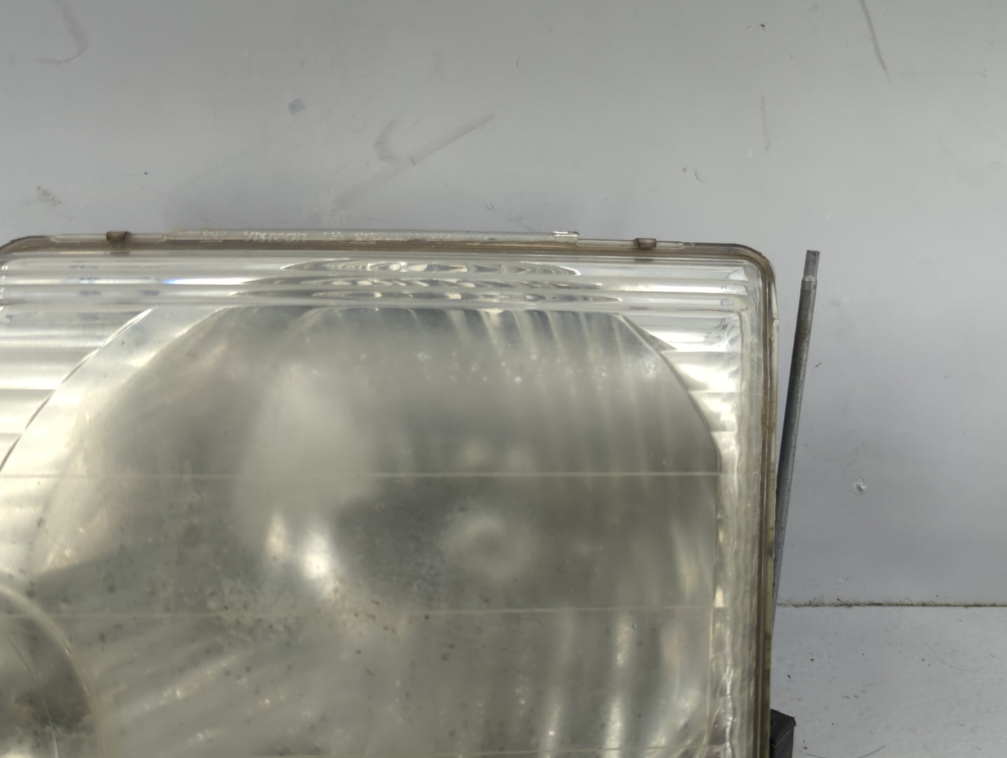2002-2005 Ford Explorer Driver Left Oem Head Light Headlight Lamp - Oemusedautoparts1.com