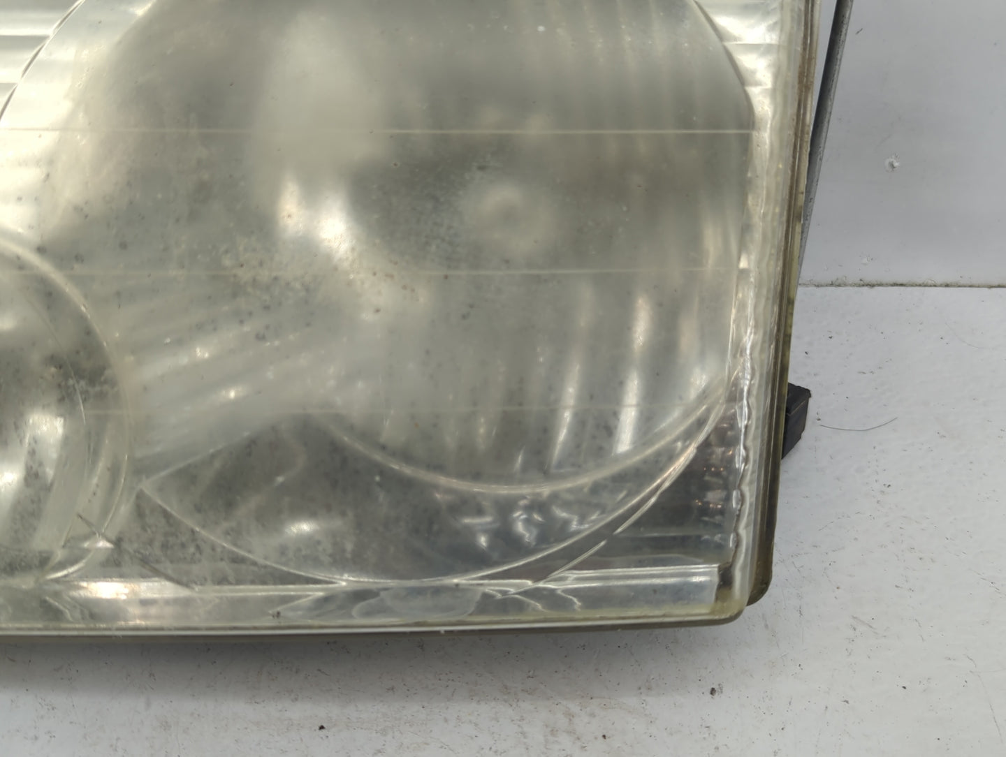 2002-2005 Ford Explorer Driver Left Oem Head Light Headlight Lamp - Oemusedautoparts1.com