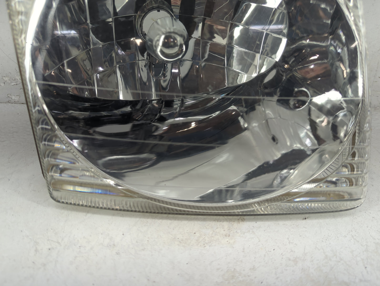 Ford Explorer Passenger Right Oem Head Light Headlight Lamp - Oemusedautoparts1.com