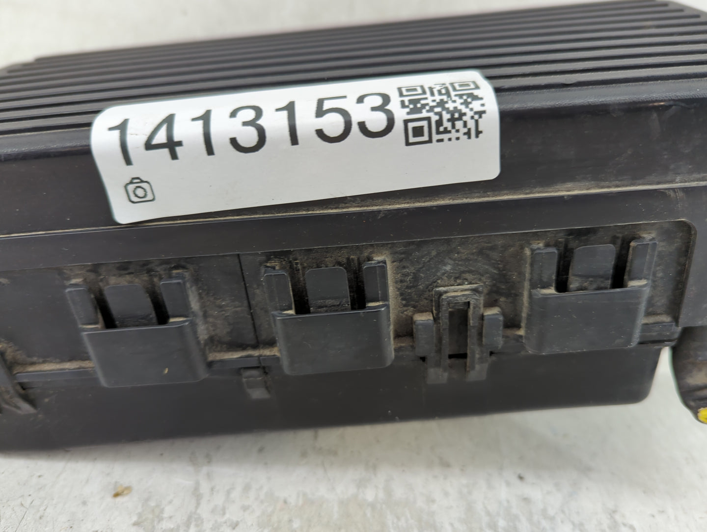 2002-2010 Ford Explorer Fusebox Fuse Box Panel Relay Module P/N:5L2T 14398 BF Fits OEM Used Auto Parts - Oemusedautoparts1.c