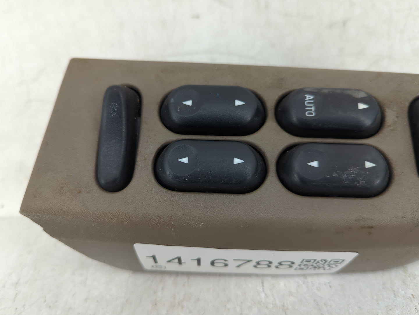 2004-2005 Ford Explorer Master Power Window Switch Replacement Driver Side Left Fits Fits 2004 2005 2006 2007 OEM Used Auto 