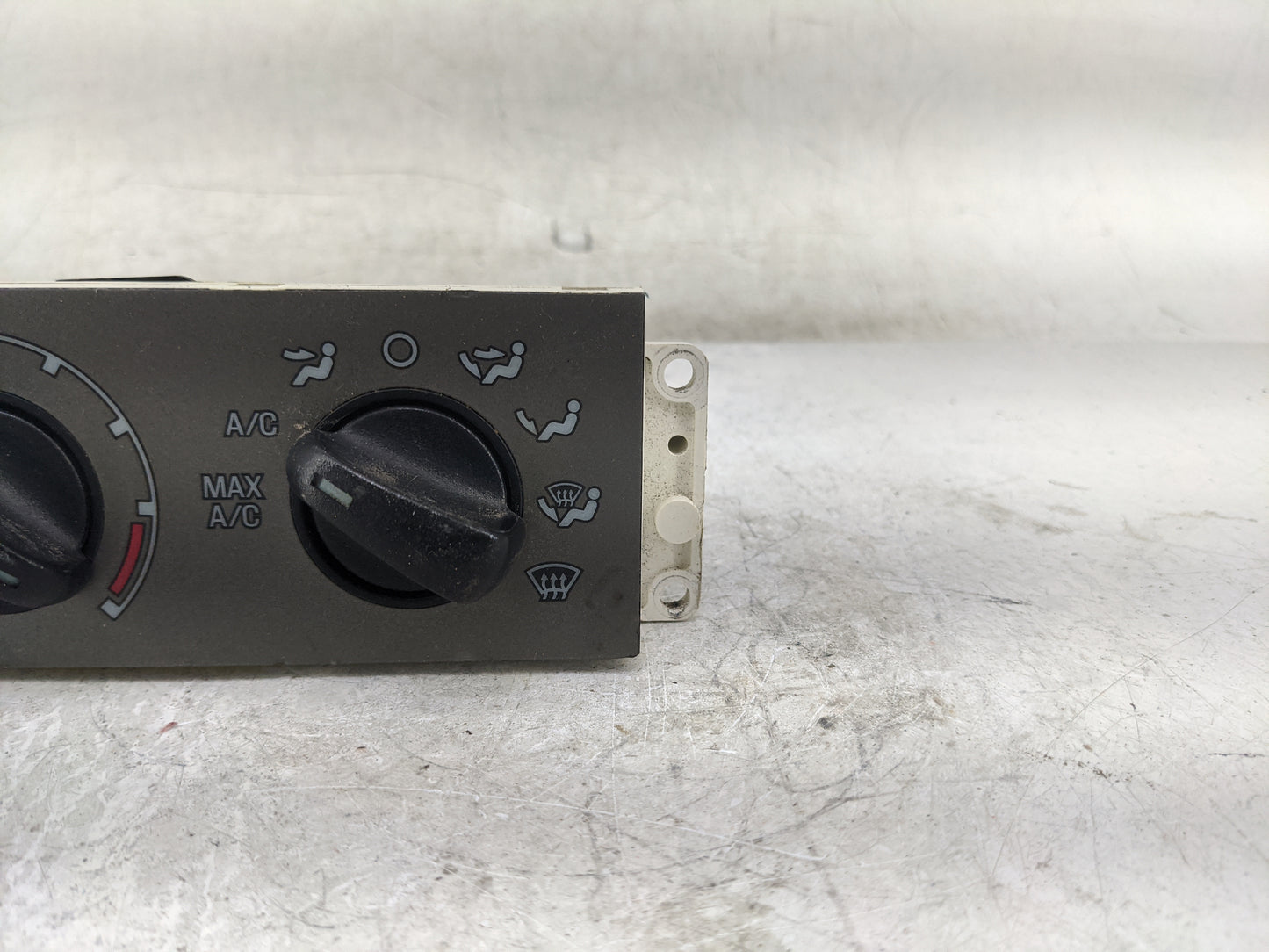 2003-2005 Ford Explorer Climate Control Module Temperature AC/Heater Replacement Fits Fits 2003 2004 2005 OEM Used Auto Part
