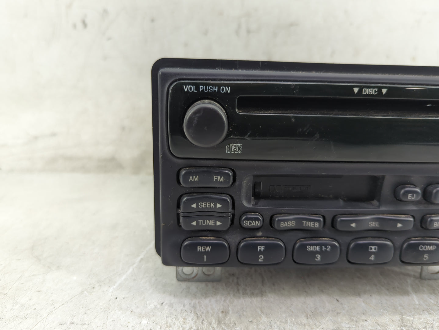 2002-2005 Ford Explorer Radio AM FM Cd Player Receiver Replacement P/N:4L2T-18C868-DA Fits Fits 2001 2002 2003 2004 2005 OEM