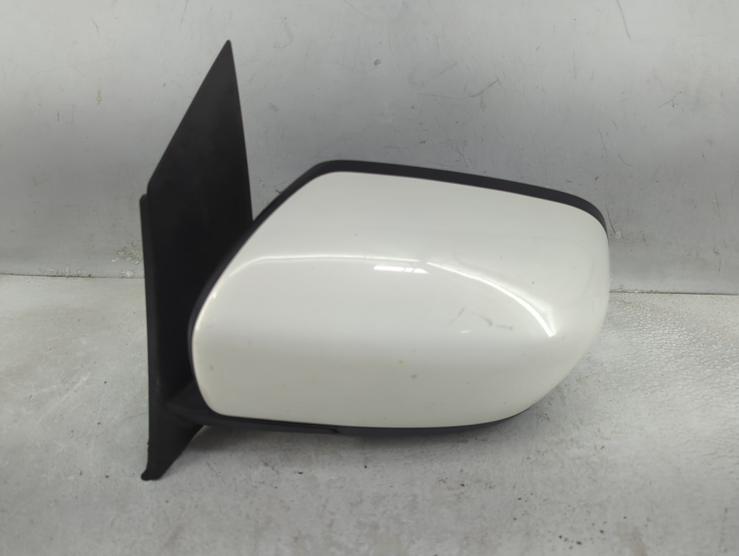 2002-2005 Ford Explorer Passenger Side View Mirror - Right Door Mirror OEM Used - Oemusedautoparts1.com