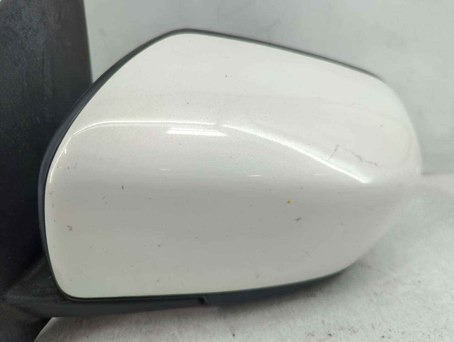 2002-2005 Ford Explorer Passenger Side View Mirror - Right Door Mirror OEM Used - Oemusedautoparts1.com