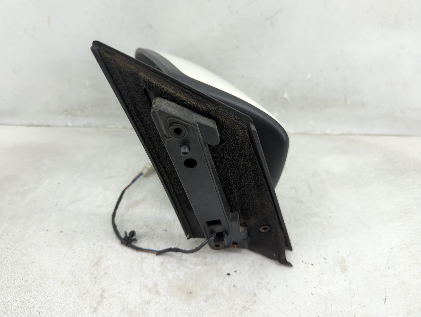 2002-2005 Ford Explorer Passenger Side View Mirror - Right Door Mirror OEM Used - Oemusedautoparts1.com