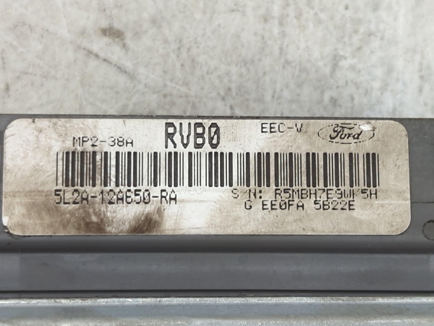 2005 Ford Explorer PCM Engine Control Computer ECU ECM PCU OEM P/N:5L2A-12A650-RA RVB0 Fits OEM Used Auto Parts - Oemusedaut