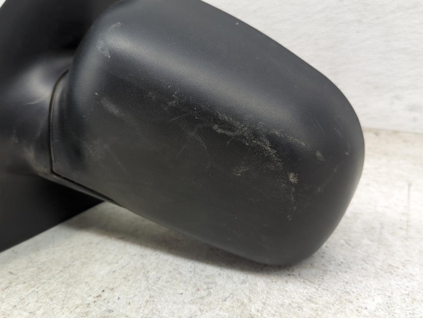 2003-2005 Ford Explorer Driver Side View Mirror - Left Door Mirror OEM Used - Oemusedautoparts1.com