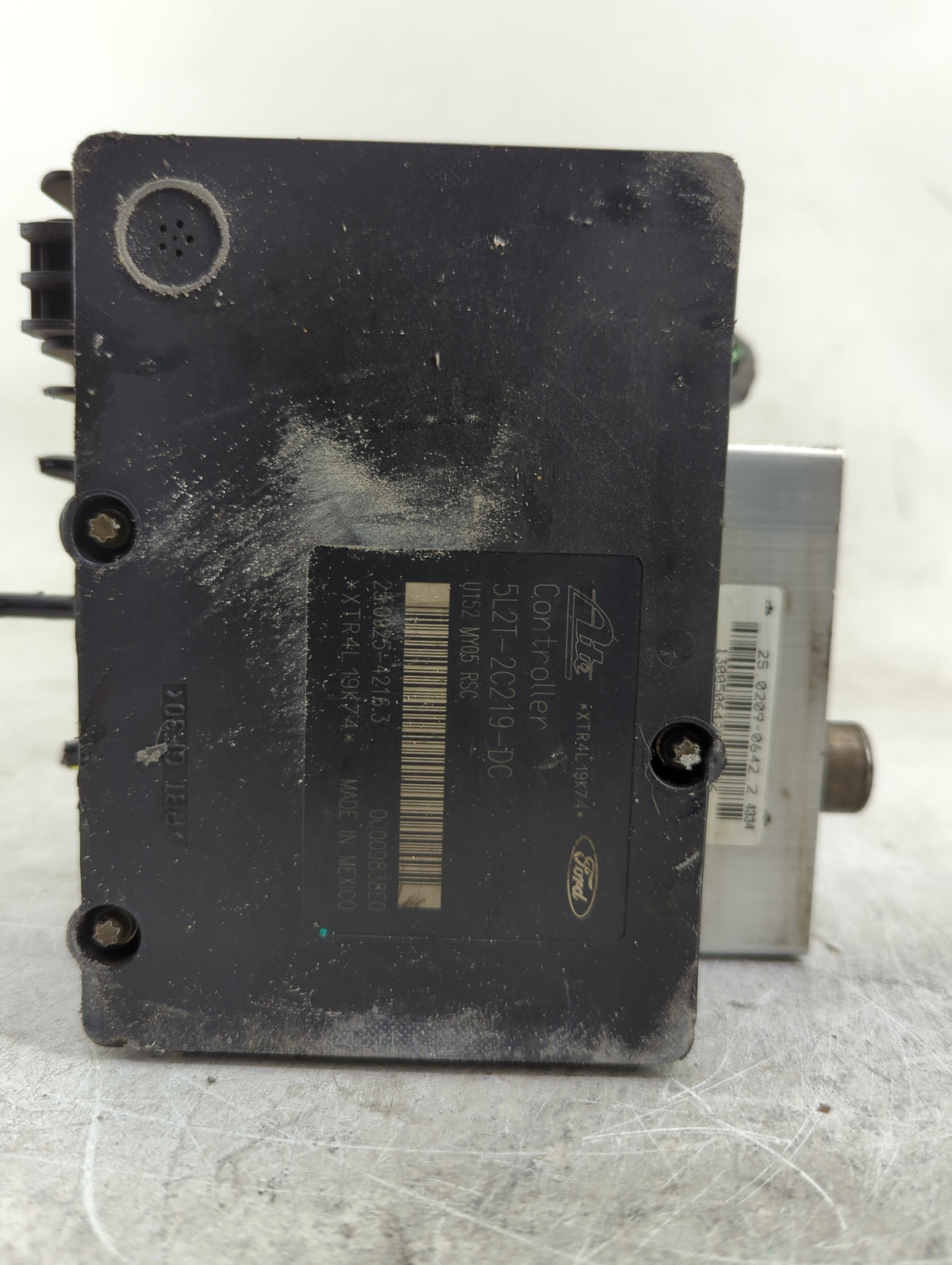 2005 Ford Explorer Anti-Lock Brake ABS Pump Module Actuator OEM Fits OEM Used Auto Parts - Oemusedautoparts1.com