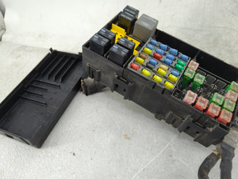 compare product 2002-2010 Ford Explorer Fusebox Fuse Box Panel Relay Module P/N:9L2T-14390-AKD 9L2T14390AKD Fits OEM Used Auto Parts