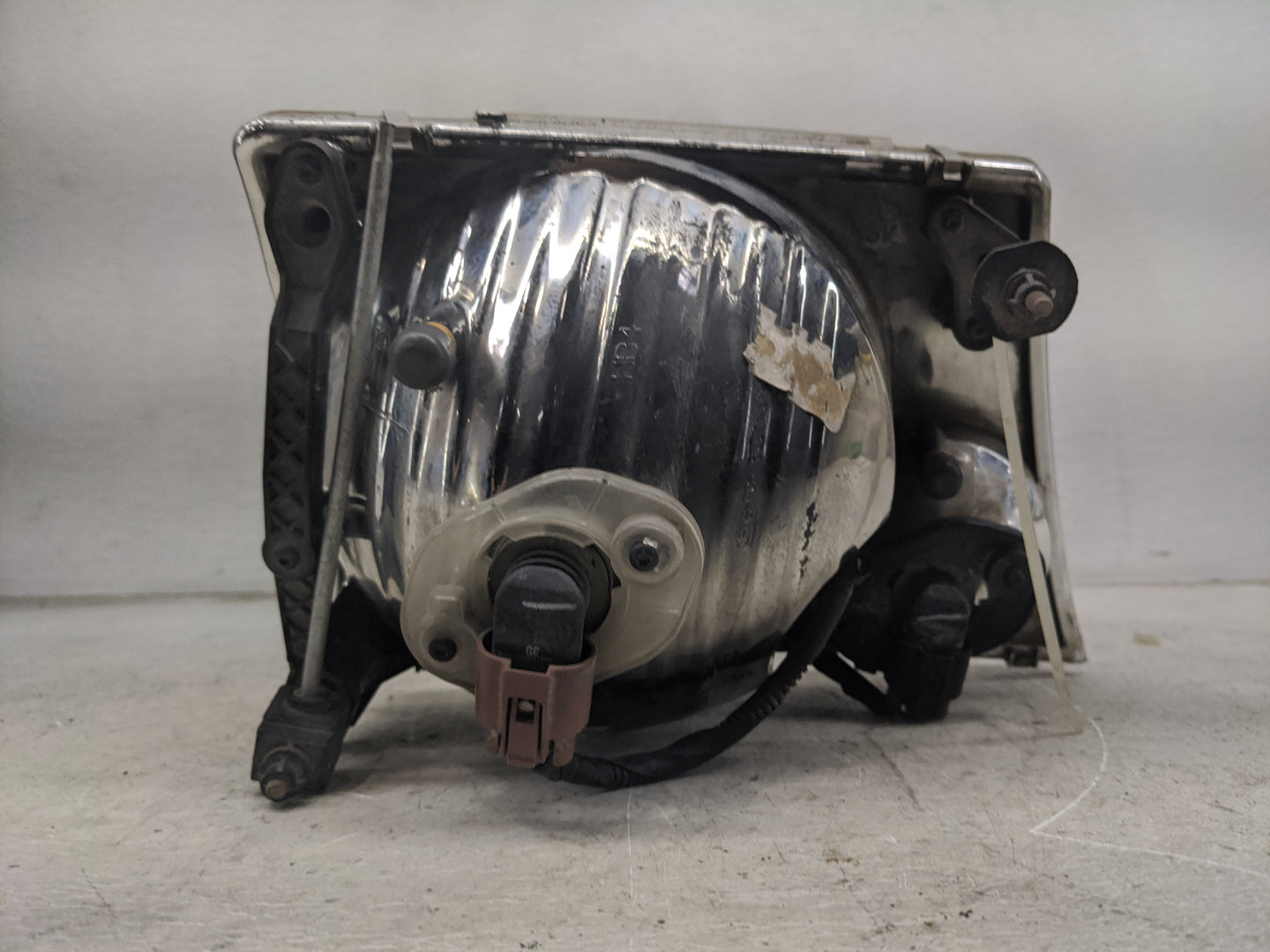 2002-2005 Ford Explorer Driver Left Oem Head Light Headlight Lamp 1463001 - Oemusedautoparts1.com