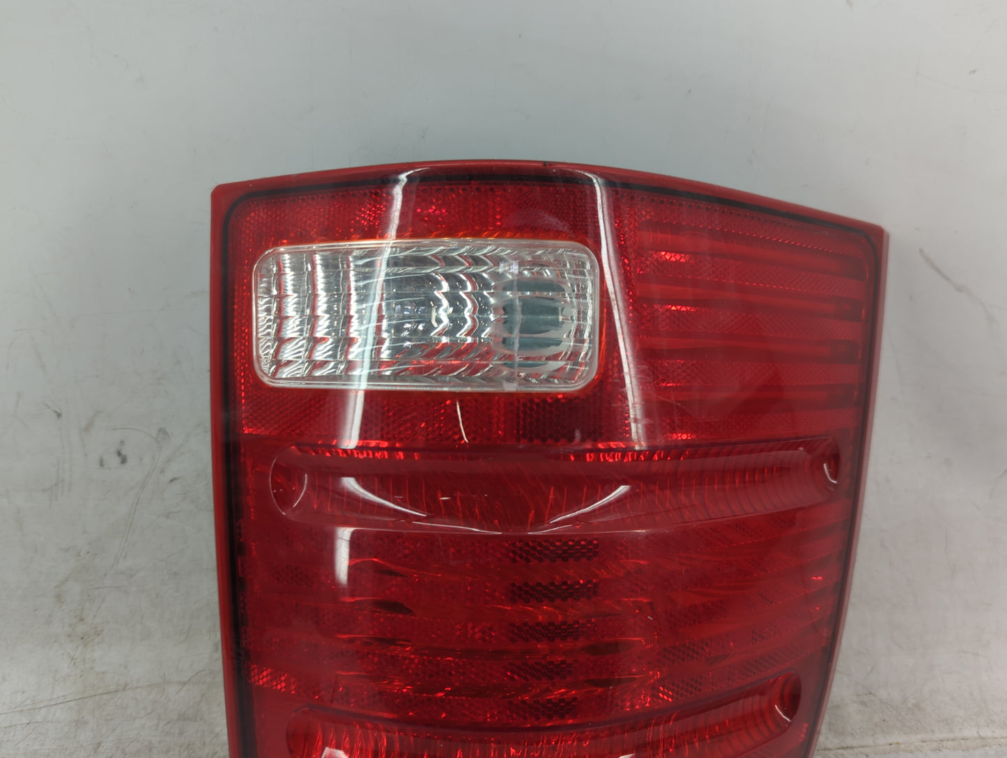 2002-2005 Ford Explorer Tail Light Assembly Driver Left OEM P/N:1L2X-13B505-B Fits Fits 2002 2003 2004 2005 OEM Used Auto Pa