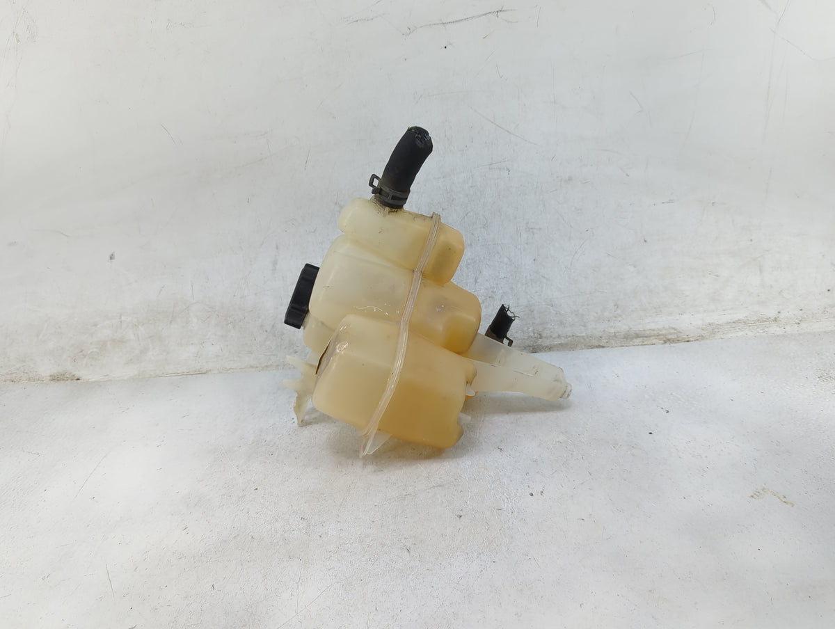 2002-2005 Ford Explorer Radiator Coolant Overflow Expansion Tank Bottle 1466965 - Oemusedautoparts1.com