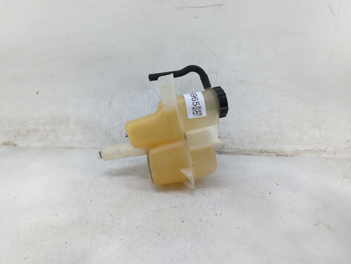 2002-2005 Ford Explorer Radiator Coolant Overflow Expansion Tank Bottle 1466965 - Oemusedautoparts1.com