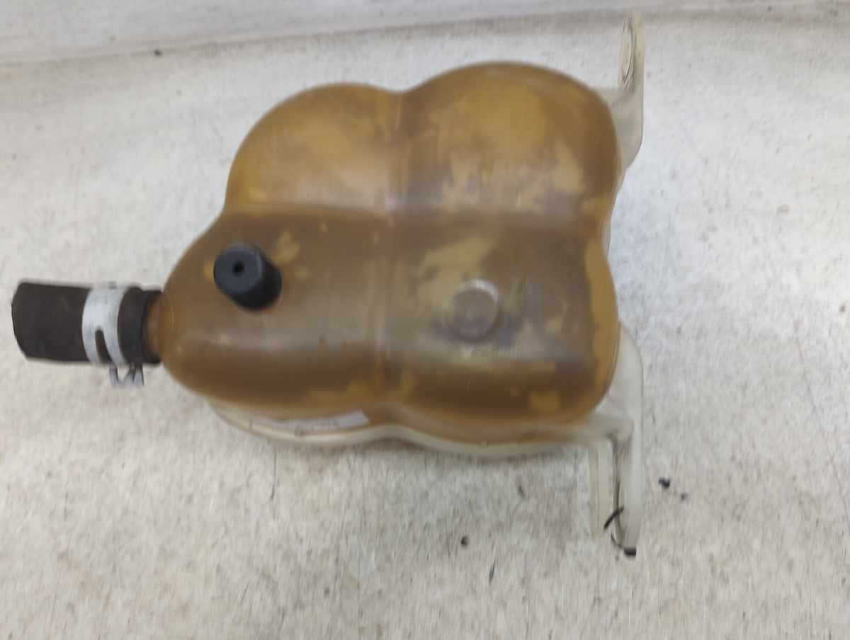 2002-2005 Ford Explorer Radiator Coolant Overflow Expansion Tank Bottle 1498840 - Oemusedautoparts1.com