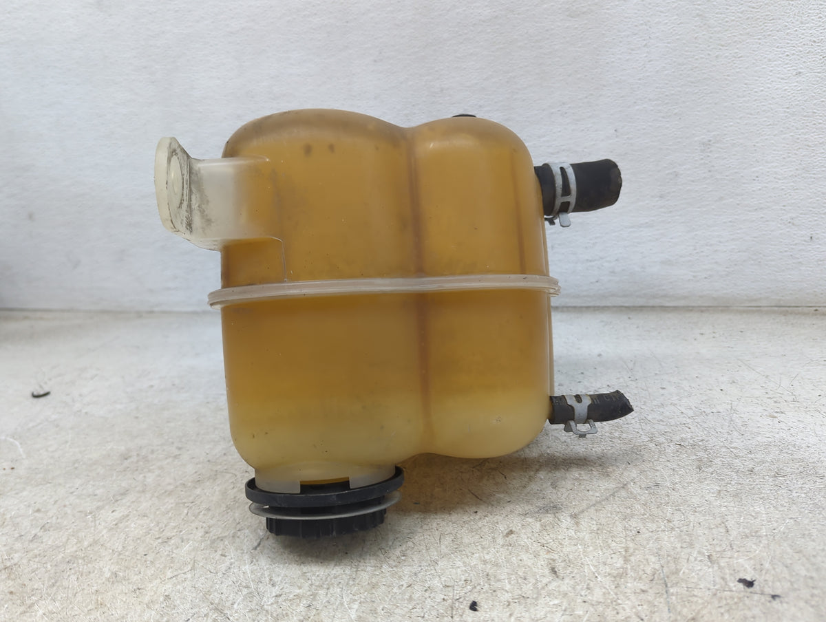 2002-2005 Ford Explorer Radiator Coolant Overflow Expansion Tank Bottle 1498840 - Oemusedautoparts1.com