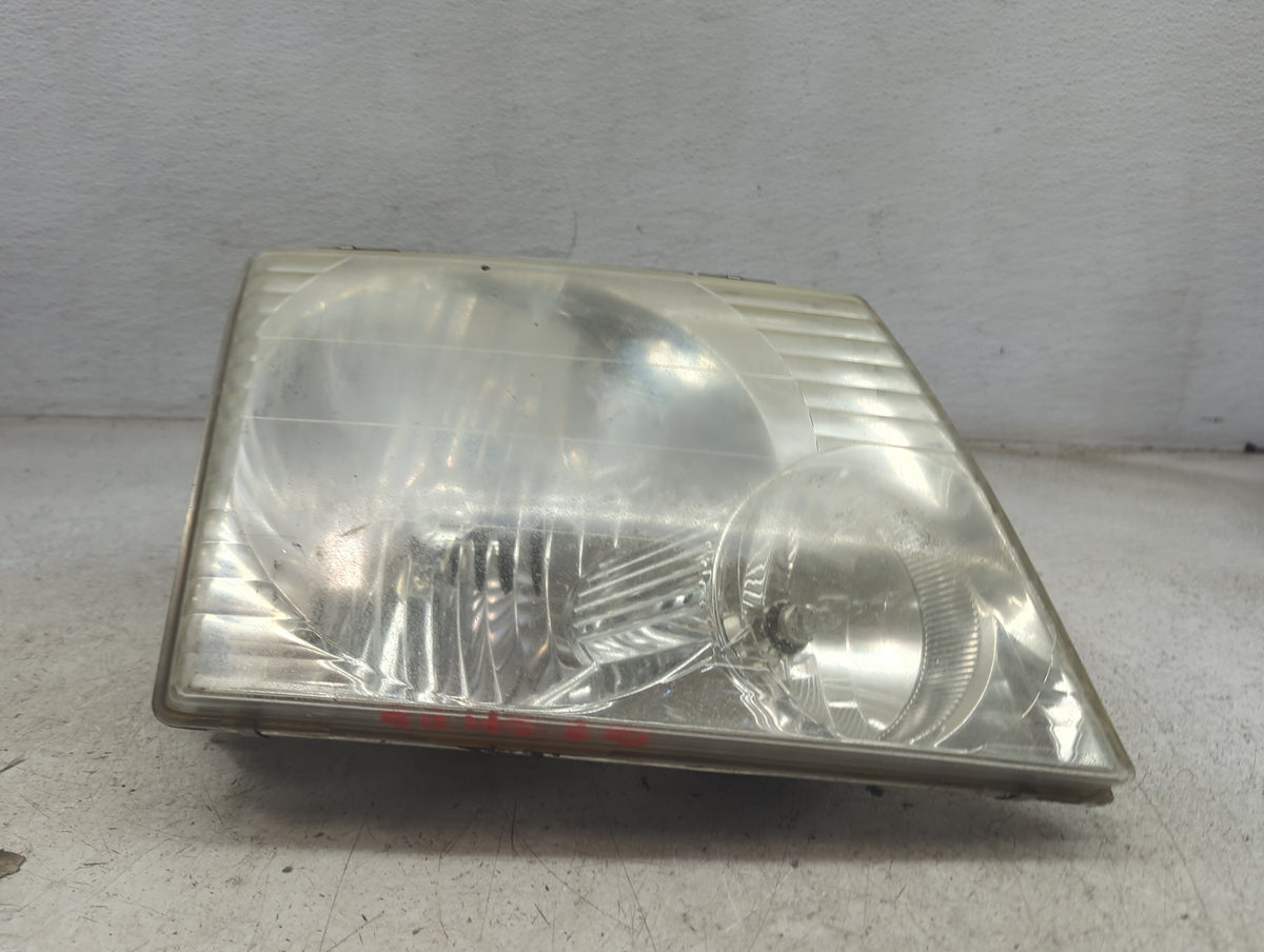 2005 Ford Explorer Passenger Right Oem Head Light Headlight Lamp 1500015 - Oemusedautoparts1.com