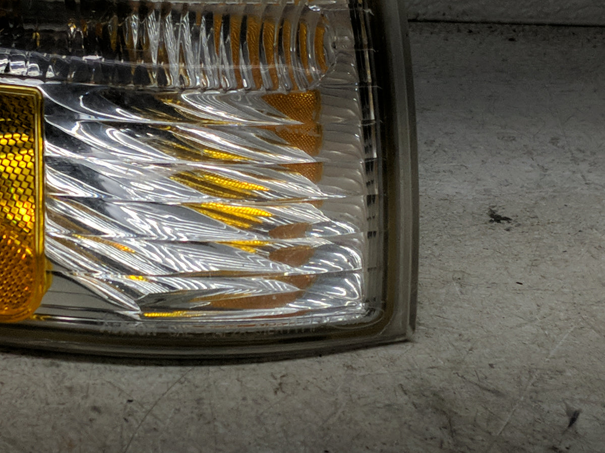 Ford Explorer Passenger Right Oem Head Light Headlight Lamp 1500043 - Oemusedautoparts1.com