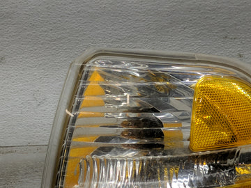 2005 Ford Explorer Driver Left Oem Head Light Headlight Lamp 1500044