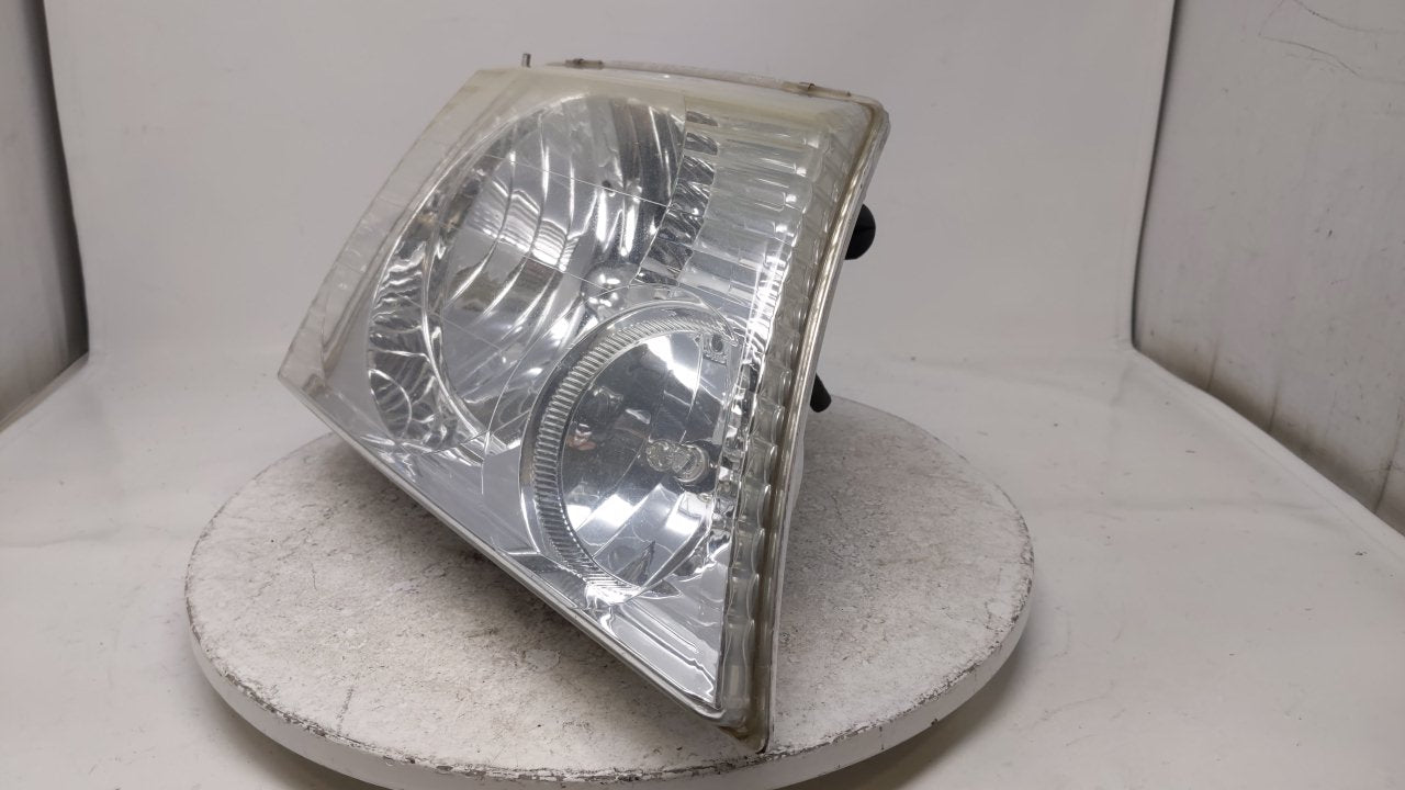 2005 Ford Explorer Passenger Right Oem Head Light Lamp  R8s41b03 - Oemusedautoparts1.com