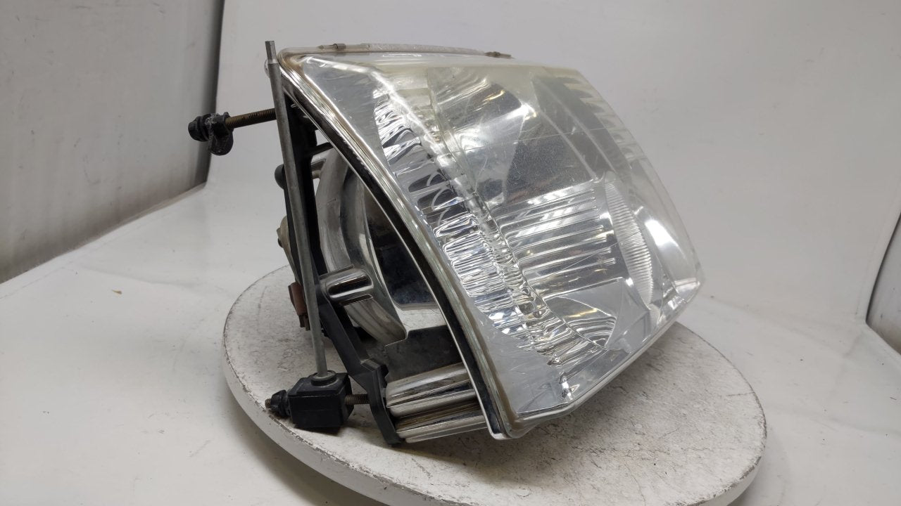 2005 Ford Explorer Passenger Right Oem Head Light Lamp  R8s41b03 - Oemusedautoparts1.com