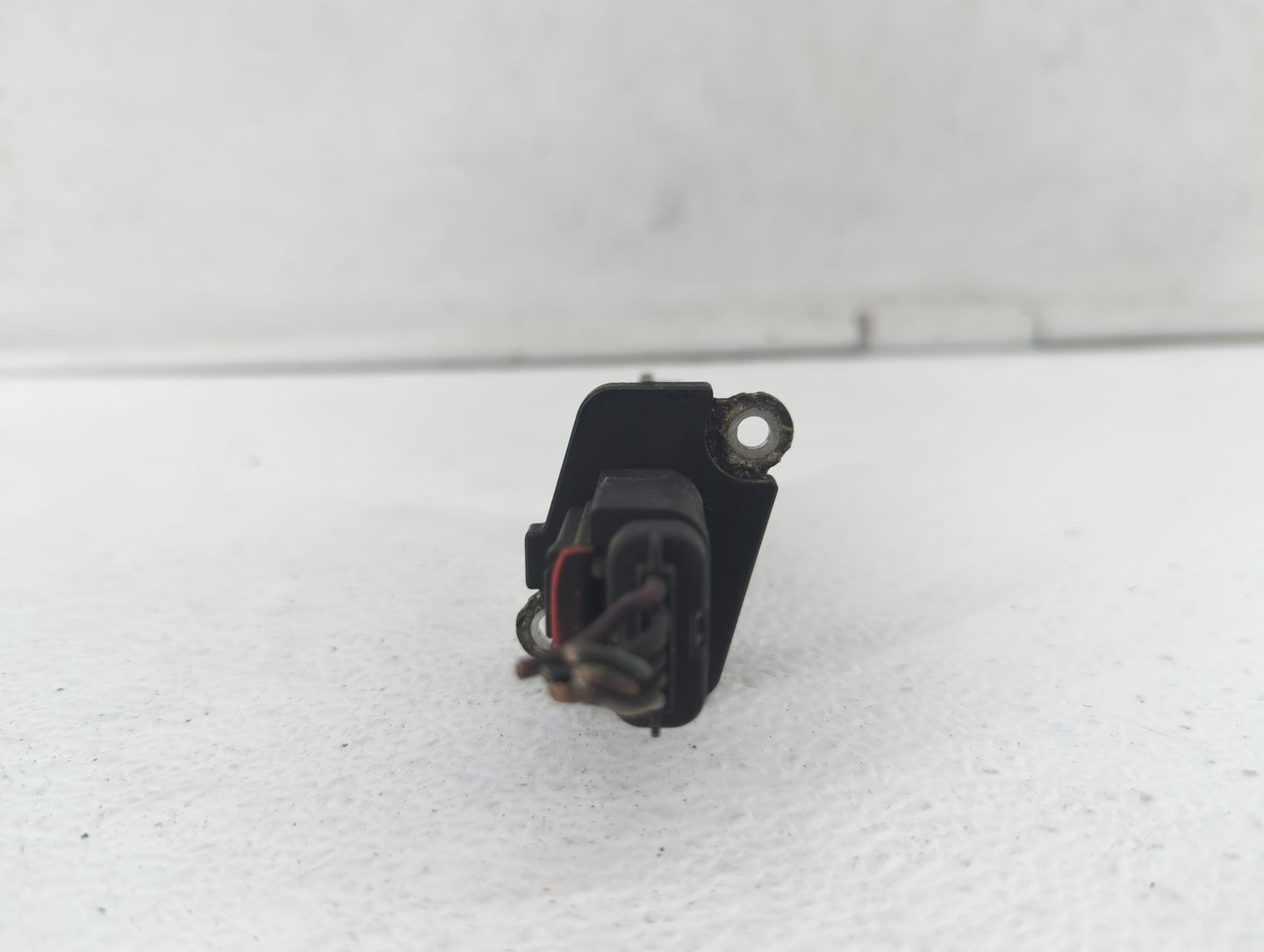 2004-2012 Ford Explorer Mass Air Flow Meter Maf - Oemusedautoparts1.com