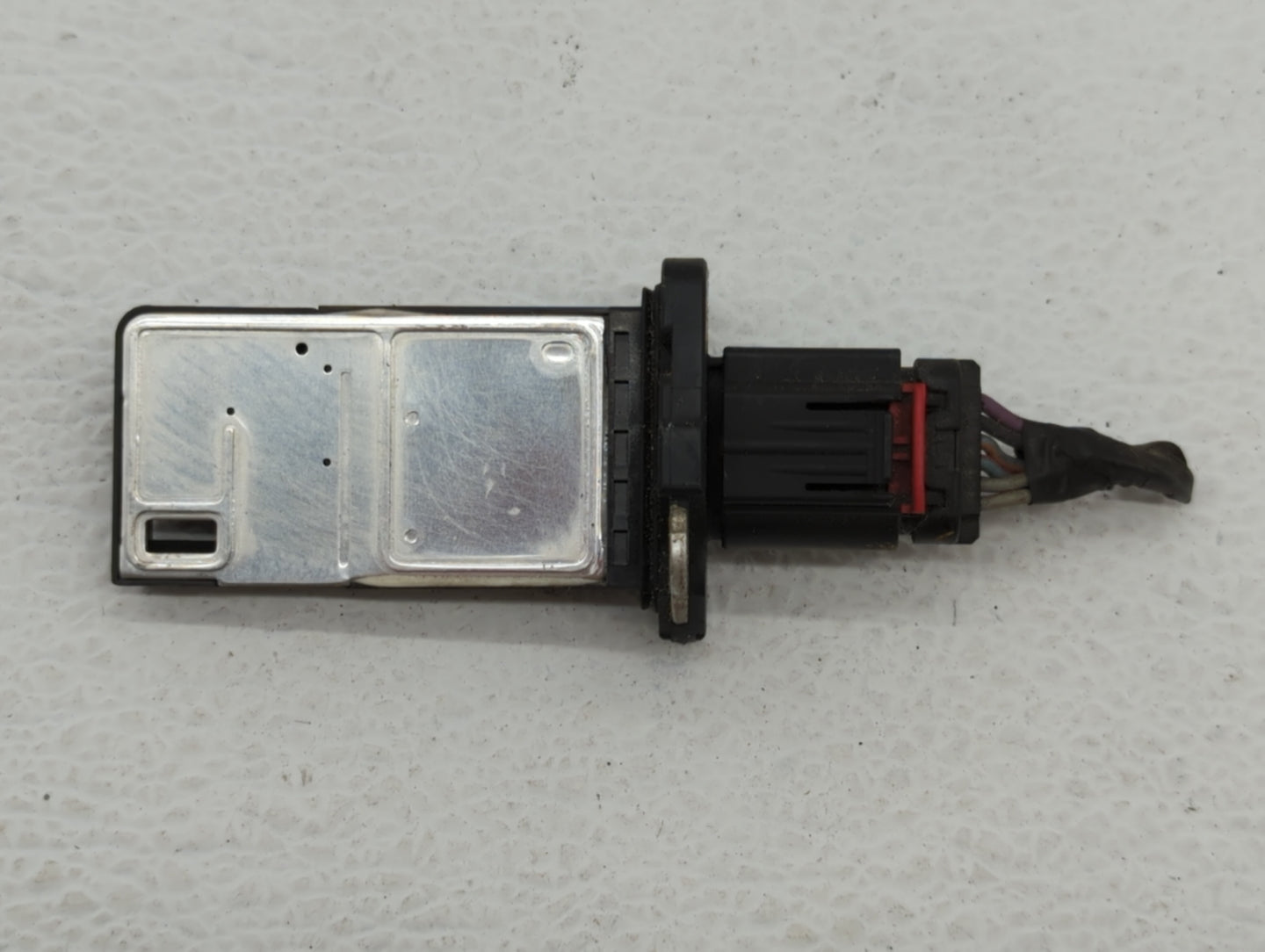 2002-2005 Ford Explorer Mass Air Flow Meter Maf - Oemusedautoparts1.com