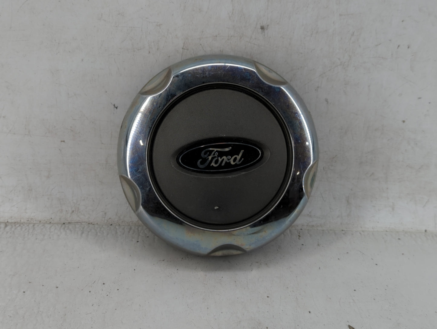 2005 Ford Explorer Rim Wheel Center Cap Black - Oemusedautoparts1.com