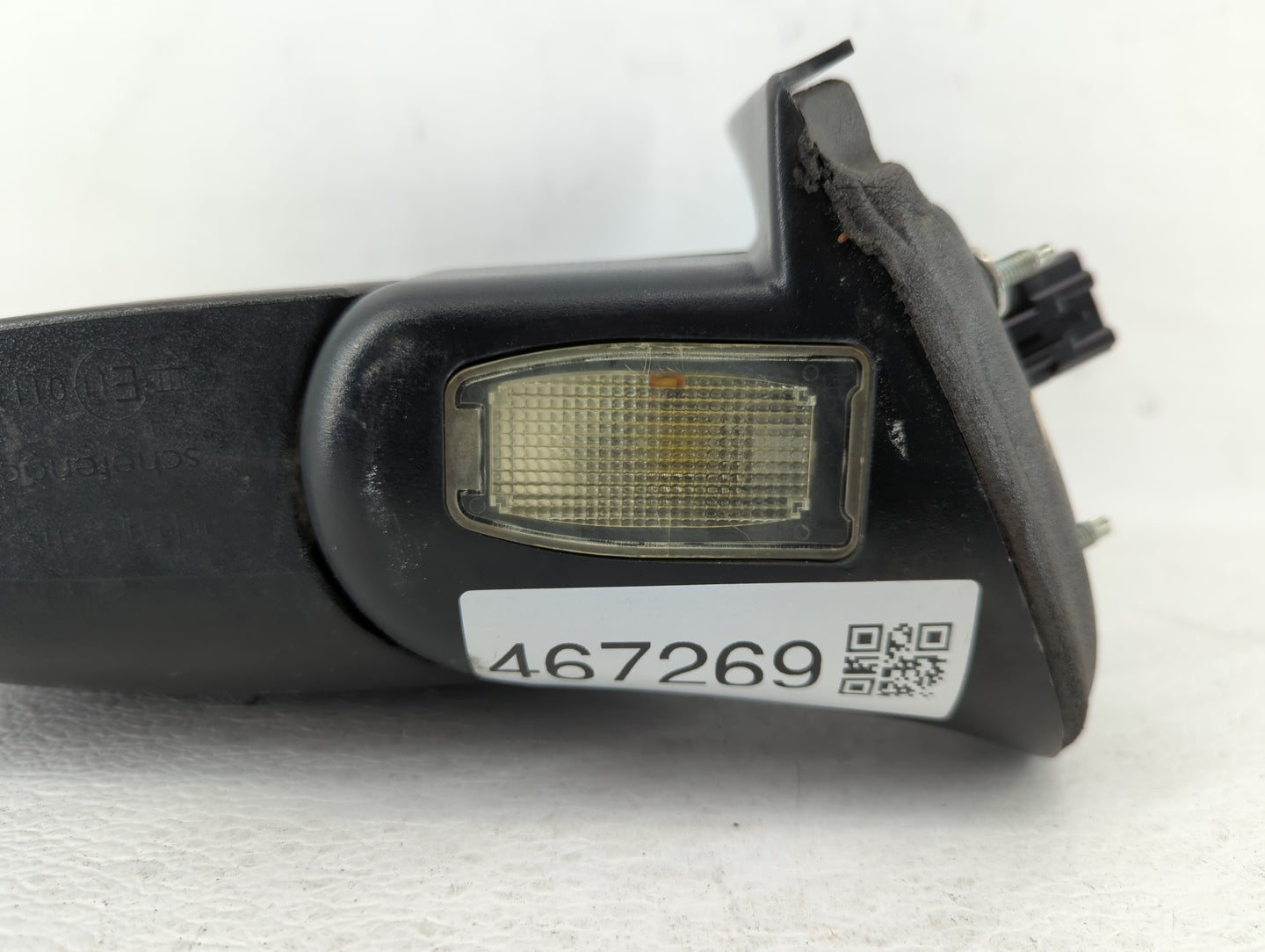 2002-2005 Ford Explorer Driver Side View Mirror - Left Door Mirror OEM Used - Oemusedautoparts1.com