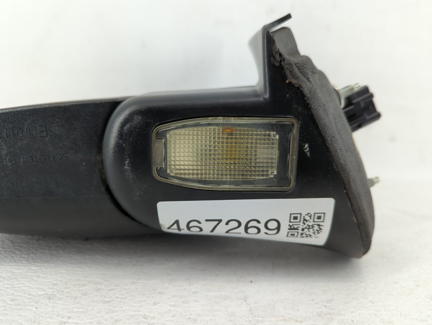 2002-2005 Ford Explorer Driver Side View Mirror - Left Door Mirror OEM Used - Oemusedautoparts1.com