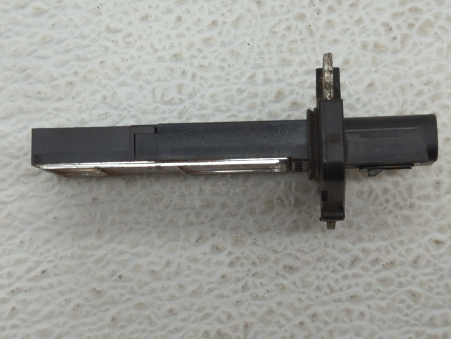 2004-2012 Ford Explorer Mass Air Flow Meter Maf - Oemusedautoparts1.com