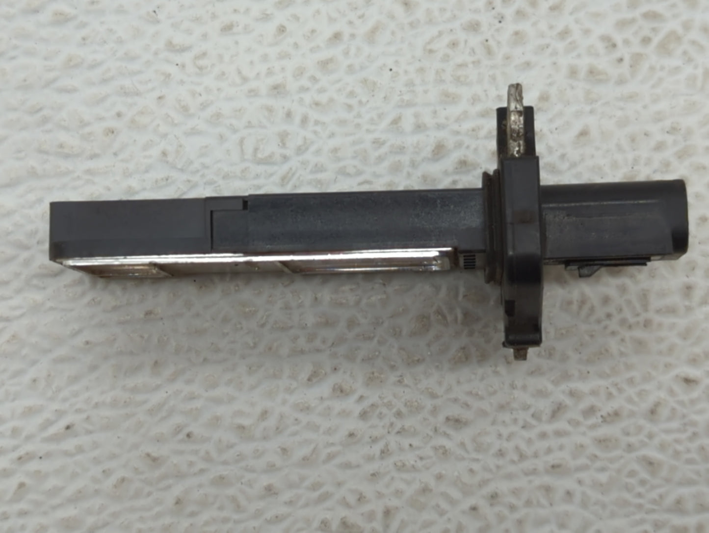 2004-2012 Ford Explorer Mass Air Flow Meter Maf - Oemusedautoparts1.com