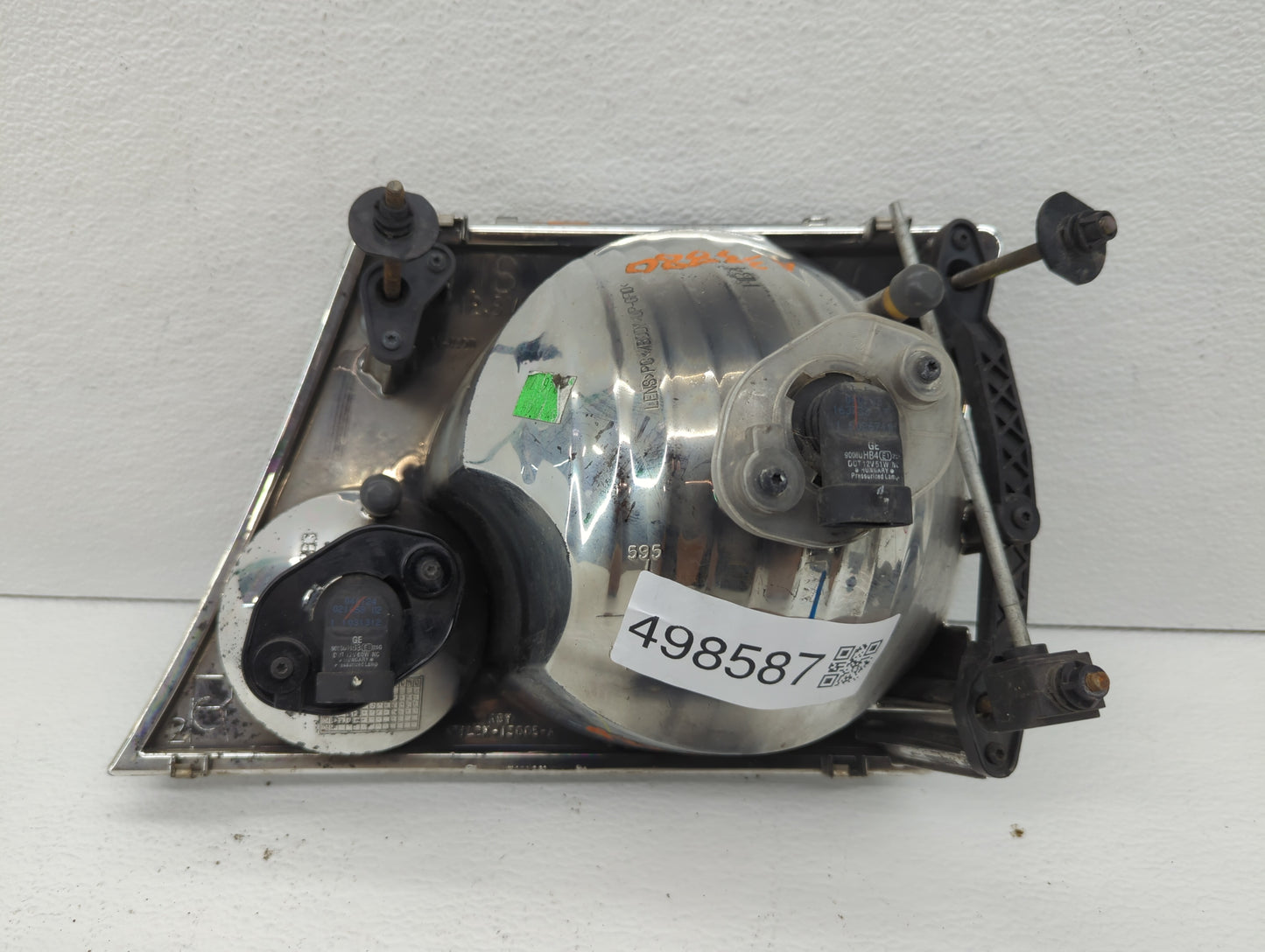 2002-2005 Ford Explorer Passenger Right Oem Head Light Headlight Lamp - Oemusedautoparts1.com
