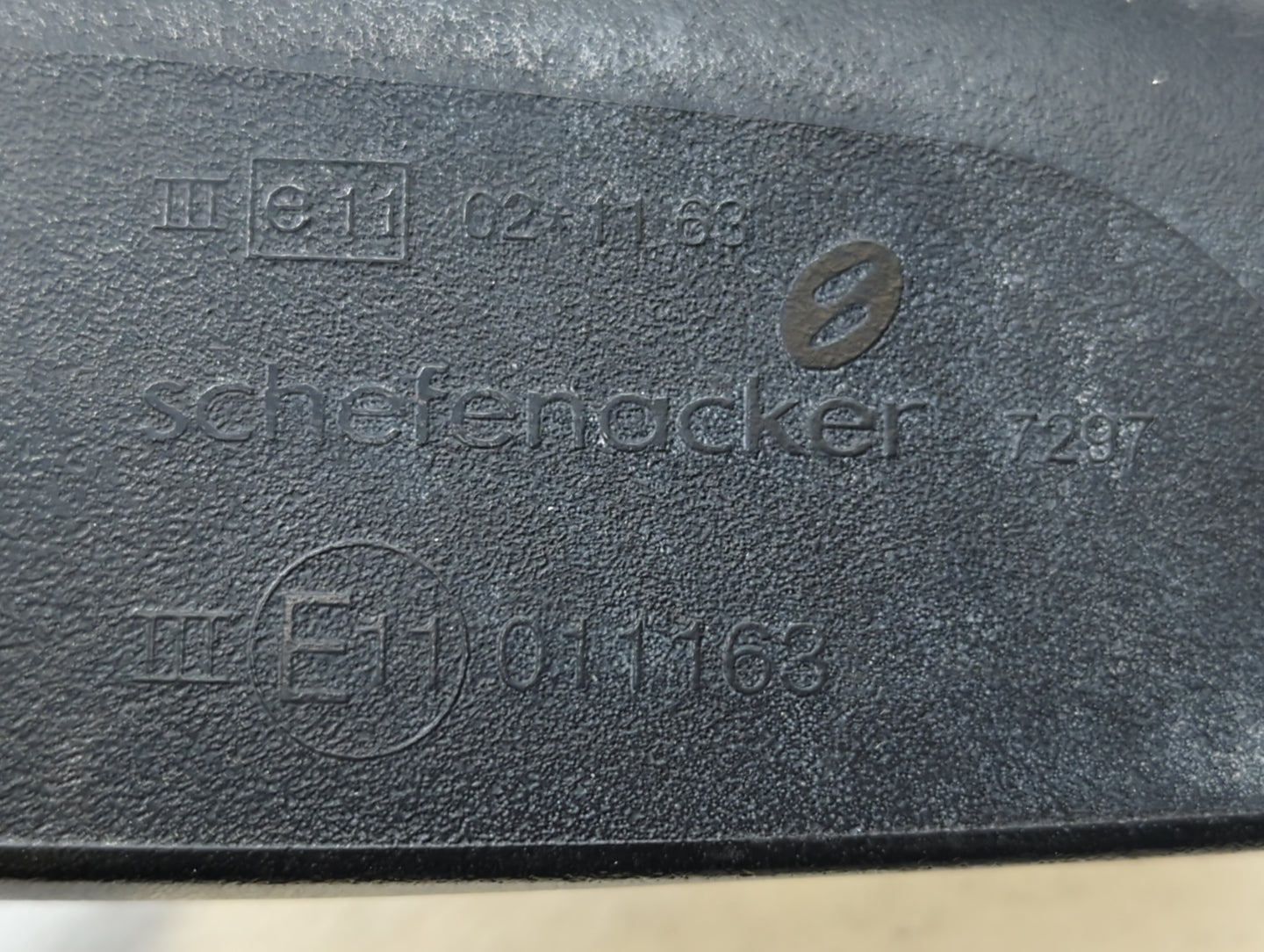 2002-2005 Ford Explorer Driver Side View Mirror - Left Door Mirror OEM Used - Oemusedautoparts1.com