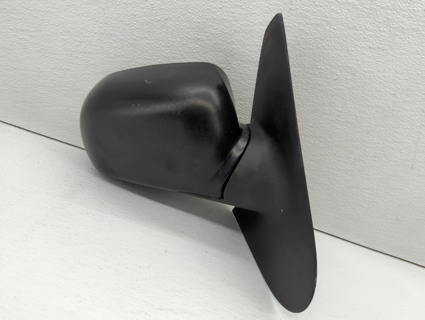 2003-2005 Ford Explorer Passenger Side View Mirror - Right Door Mirror OEM Used - Oemusedautoparts1.com