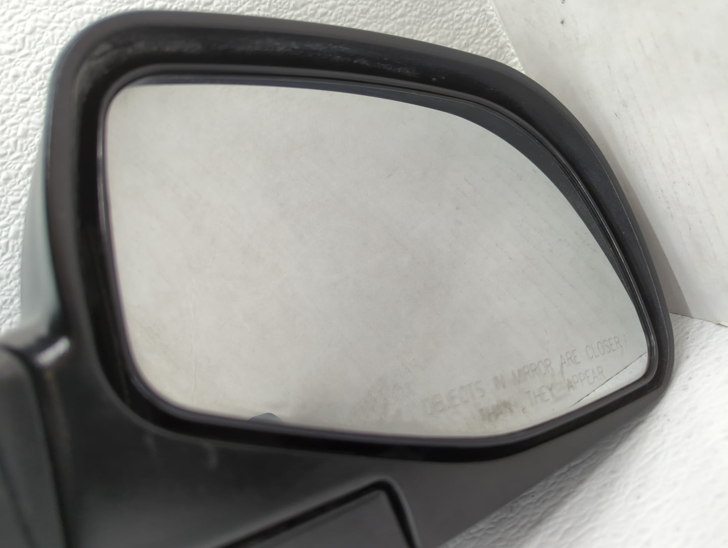 2003-2005 Ford Explorer Passenger Side View Mirror - Right Door Mirror OEM Used - Oemusedautoparts1.com