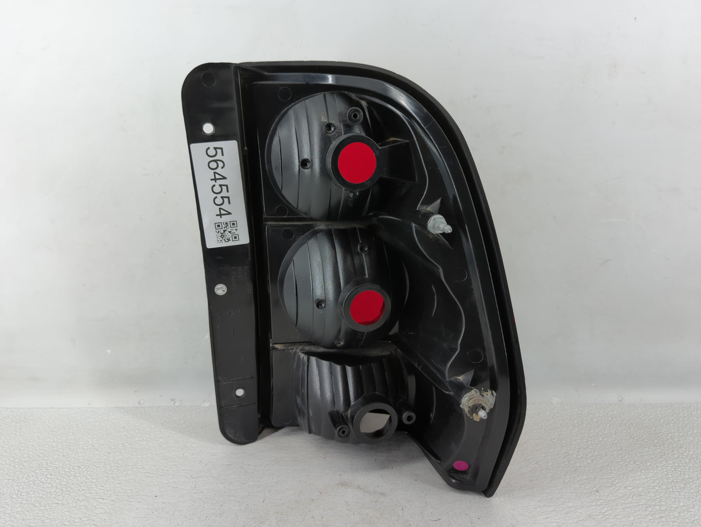 2001-2005 Ford Explorer Tail Light Assembly Driver Left OEM Fits Fits 2001 2002 2003 2004 2005 OEM Used Auto Parts - Oemused