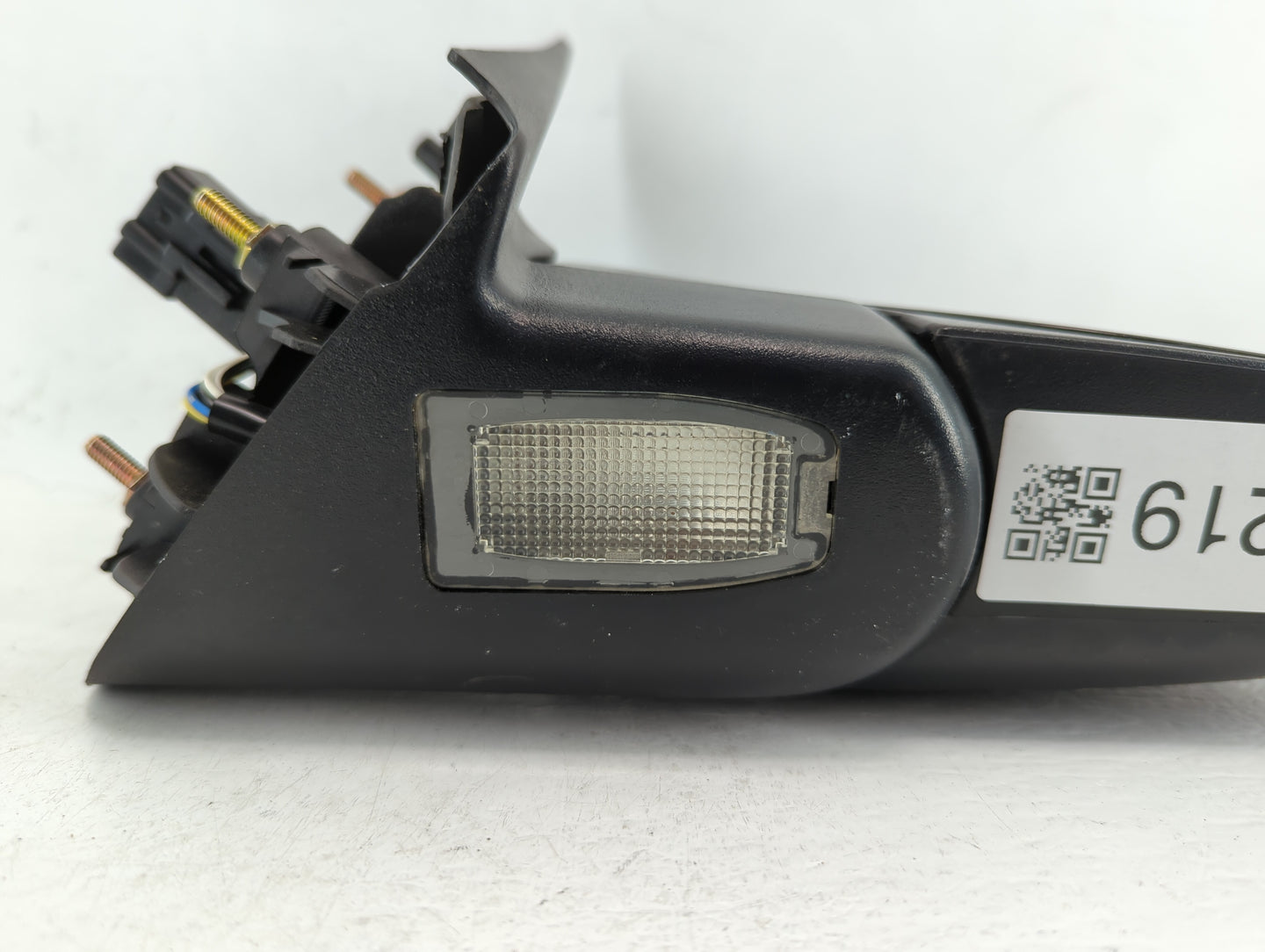 2002-2005 Ford Explorer Passenger Side View Mirror - Right Door Mirror OEM Used - Oemusedautoparts1.com