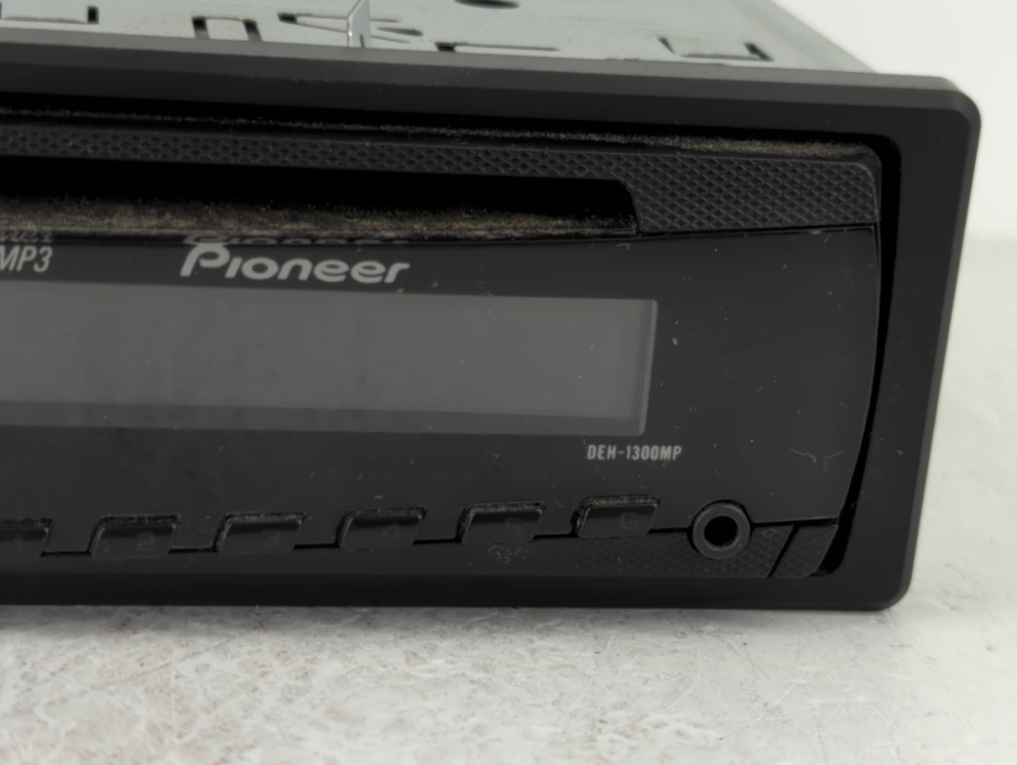 2005-2005 Ford Explorer Am Fm Cd Player Radio Receiver - Oemusedautoparts1.com