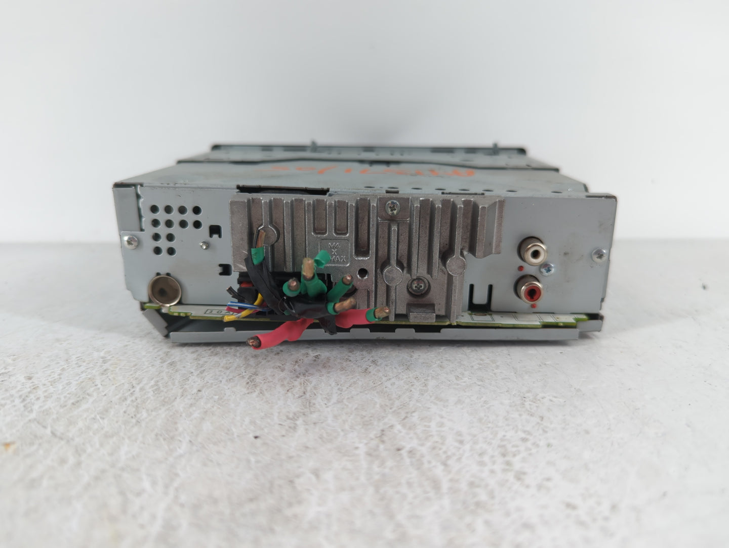 2005-2005 Ford Explorer Am Fm Cd Player Radio Receiver - Oemusedautoparts1.com
