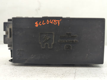 2001-2005 Ford Explorer Fusebox Fuse Box Panel Relay Module P/N:ZL5T-14A075-AA UTA 90188 Fits Fits 2001 2002 2003 2004 2005 