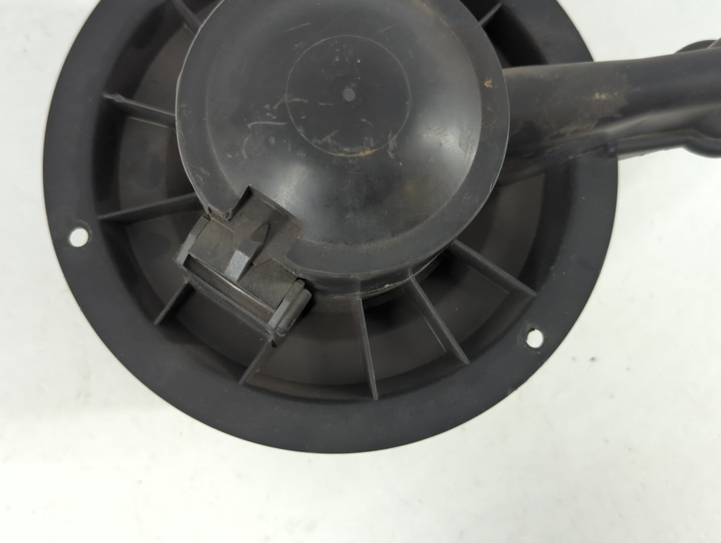 2002-2005 Ford Explorer Heater AC Blower Motor P/N:VP5L2H 19D583 AA Fits Fits 2002 2003 2004 2005 OEM Used Auto Parts - Oemu