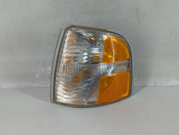2004-2005 Ford Explorer Driver Left Oem Front Light Lamp - Oemusedautoparts1.com