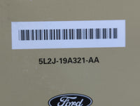 2005 Ford Explorer Owners Manual Book Guide P/N:5L2J-19A321-AA OEM Used Auto Parts - Oemusedautoparts1.com