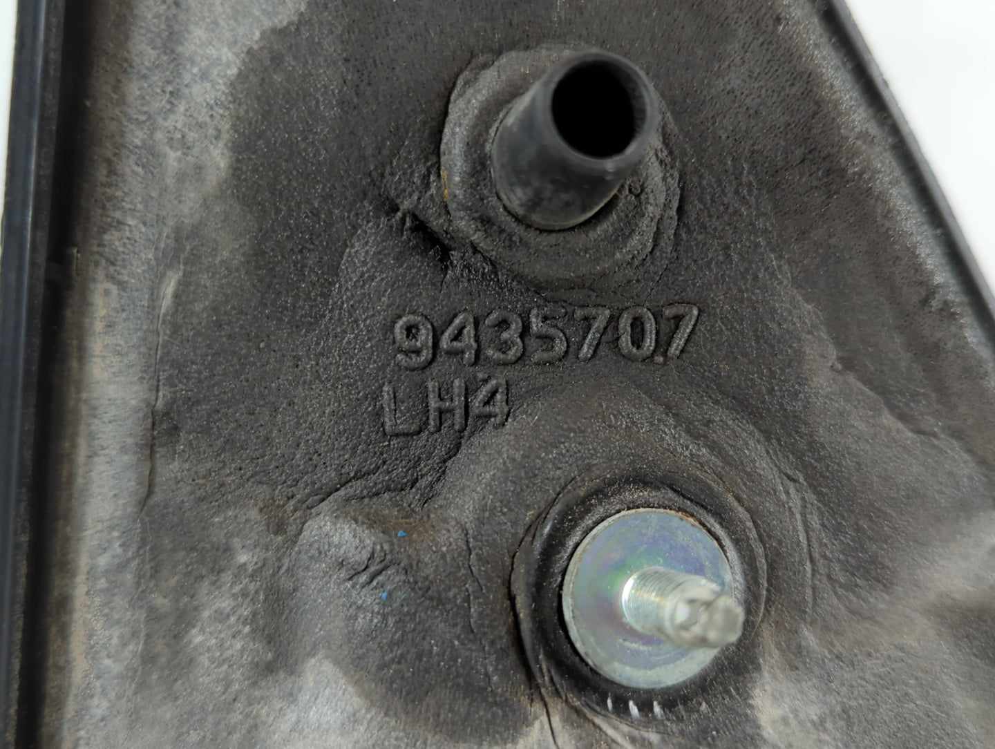 2002-2005 Ford Explorer Driver Side View Mirror - Left Door Mirror OEM Used - Oemusedautoparts1.com