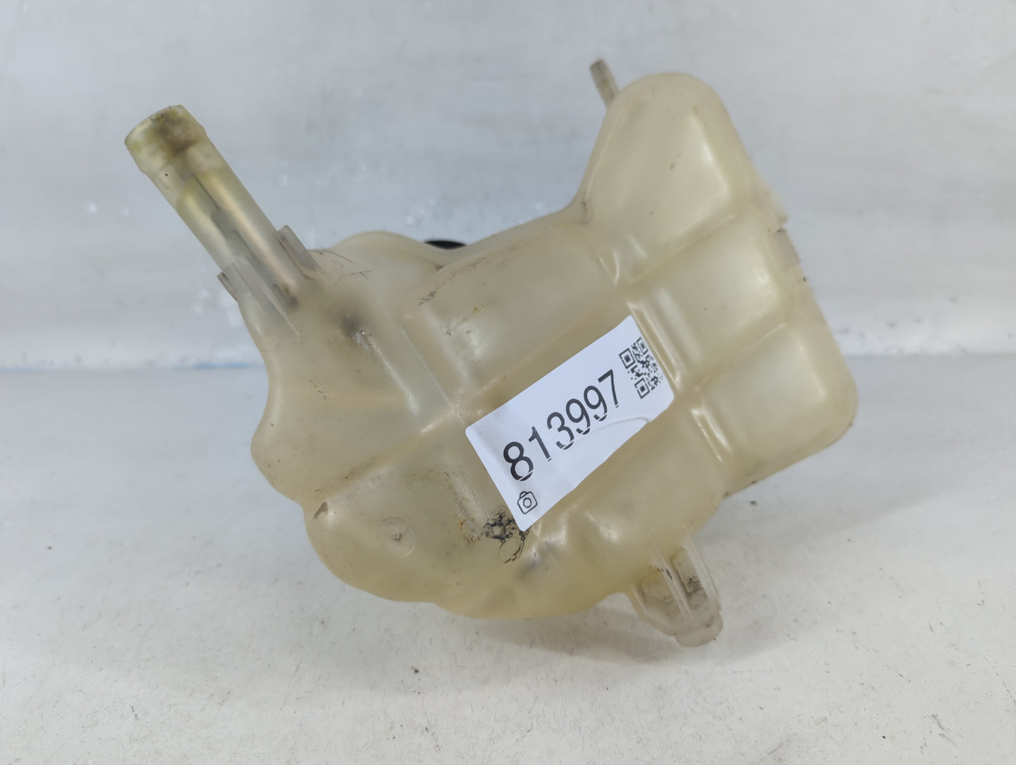 2002-2005 Ford Explorer Radiator Coolant Overflow Expansion Tank Bottle - Oemusedautoparts1.com