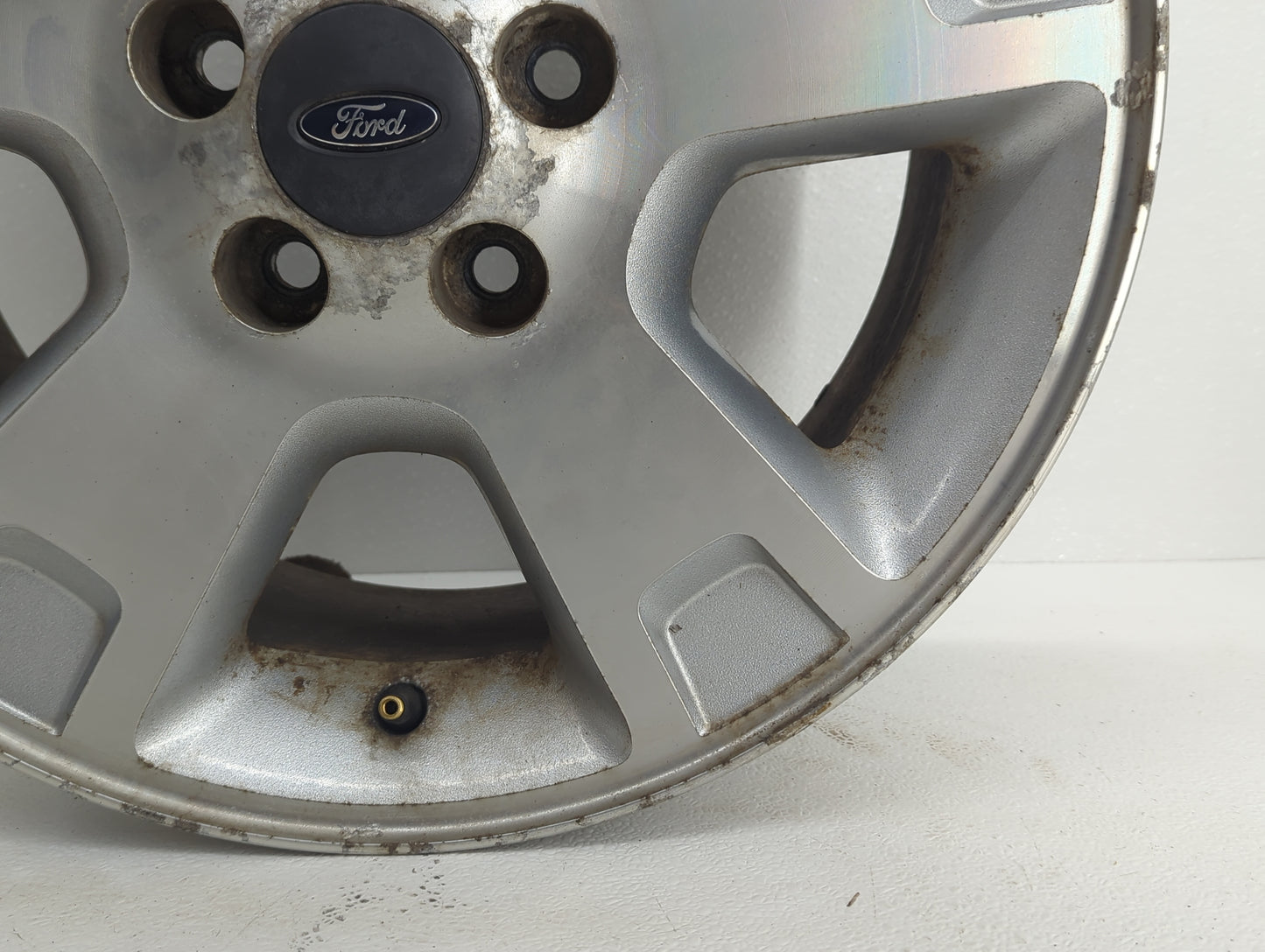 Ford Explorer Oem Wheel Rim 853067 - Oemusedautoparts1.com